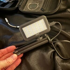MOVO LED Light with Black Stand and Portable Microphone for Recording